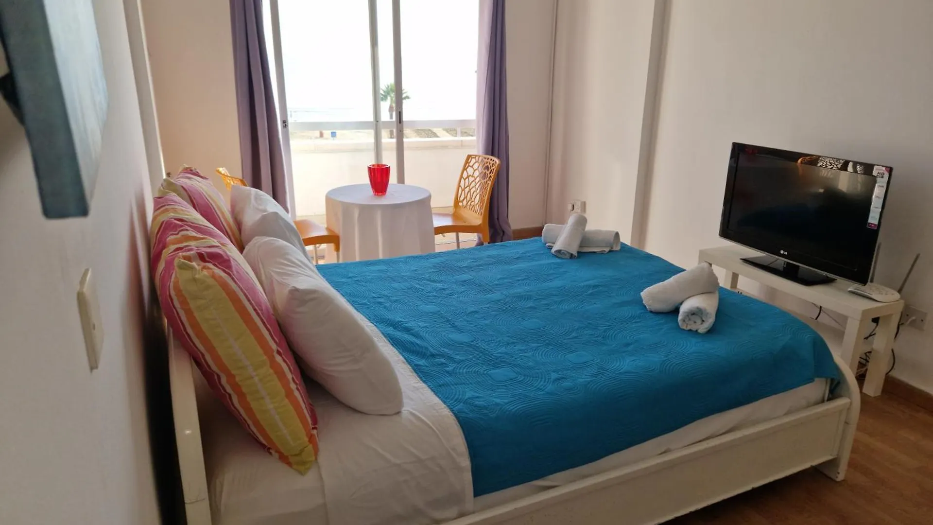 Kolonaki Seaview Apartments Larnaca