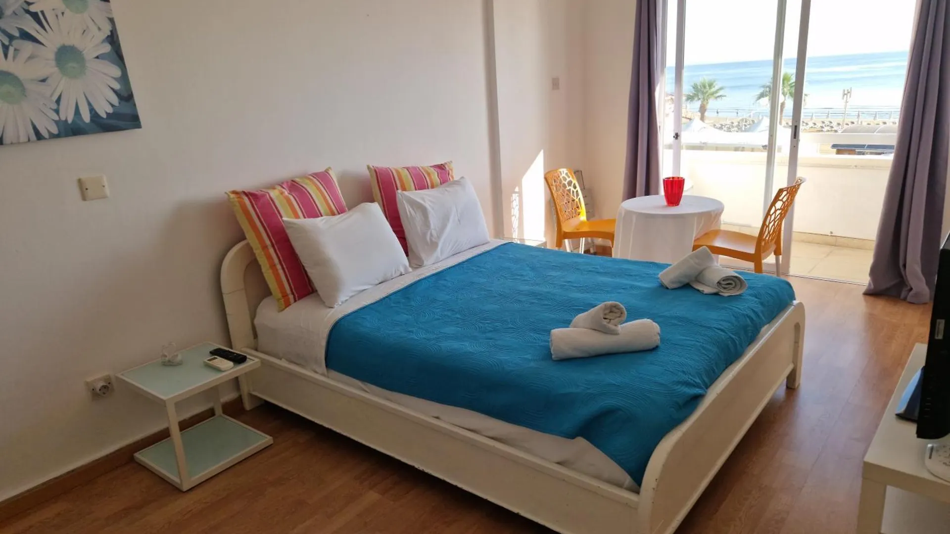 Kolonaki Seaview Apartments Larnaca