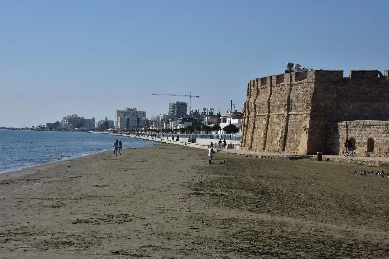 Kolonaki Seaview Apartments Larnaca